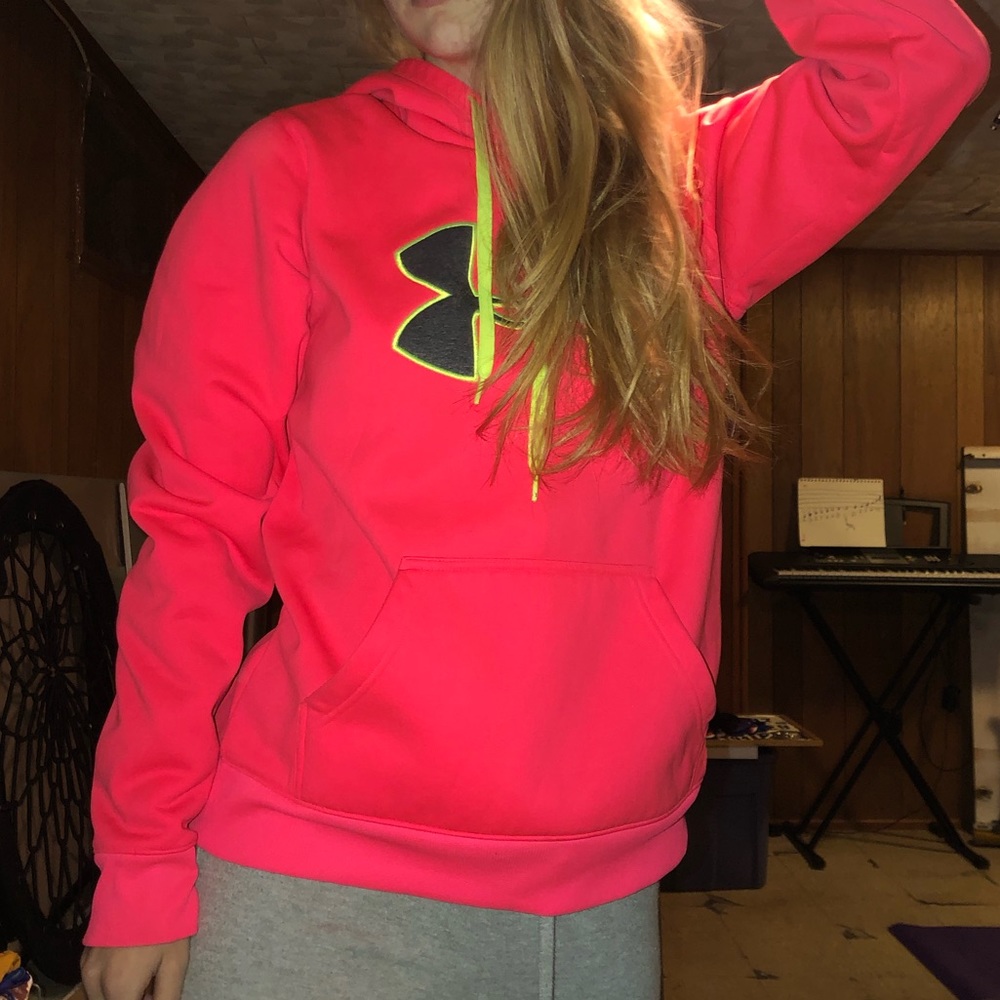 under armor sweatshirt